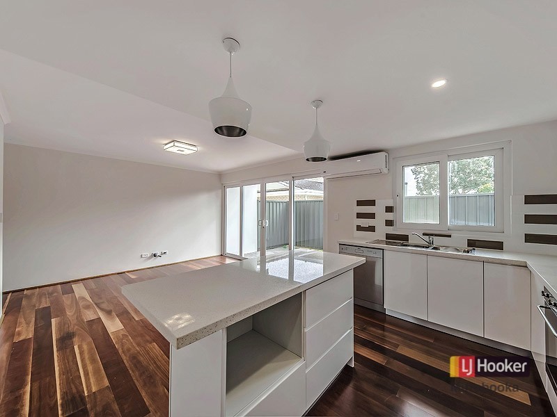 9/14 & 2/14 Vincent Ave, Westminster WA 6061