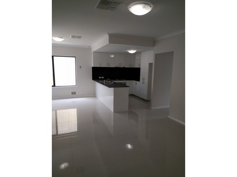 4C Wallington Road, Balga WA 6061