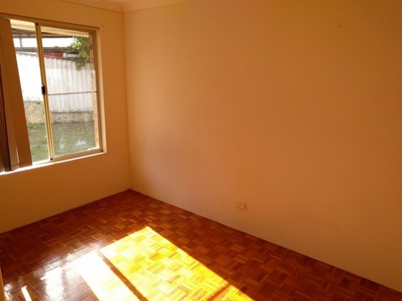 24 Knaphill Heights, Mirrabooka WA 6061