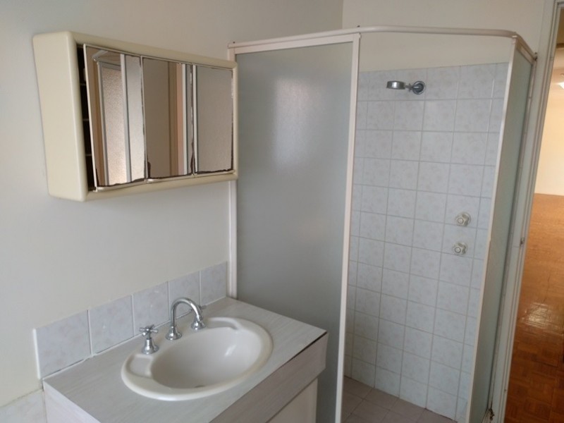 24 Knaphill Heights, Mirrabooka WA 6061