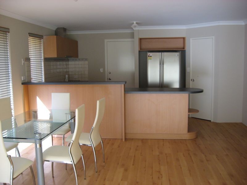 26 Trent Bridge Avenue, Madeley WA 6065