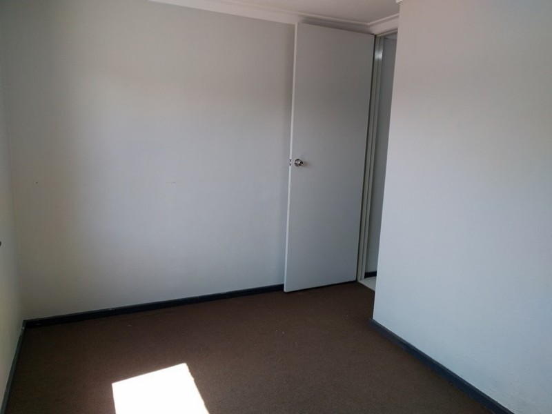 5 Dallas Crescent, Wanneroo WA 6065