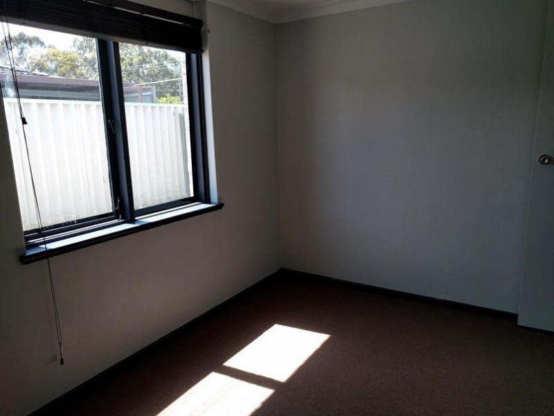 5 Dallas Crescent, Wanneroo WA 6065