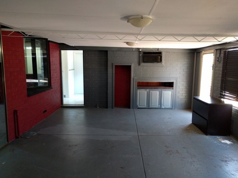 5 Dallas Crescent, Wanneroo WA 6065