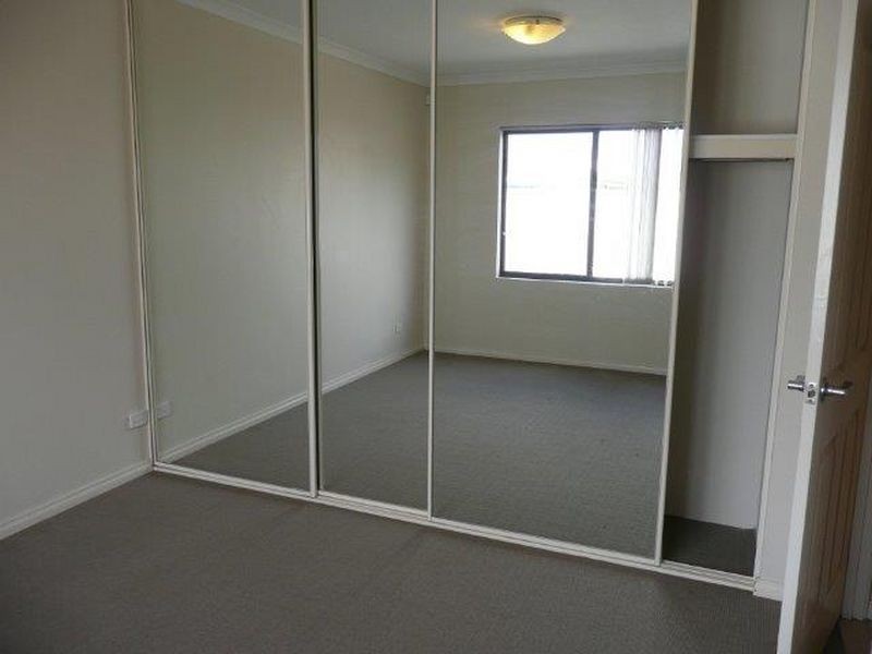 6C Melba Place, Westminster WA 6061