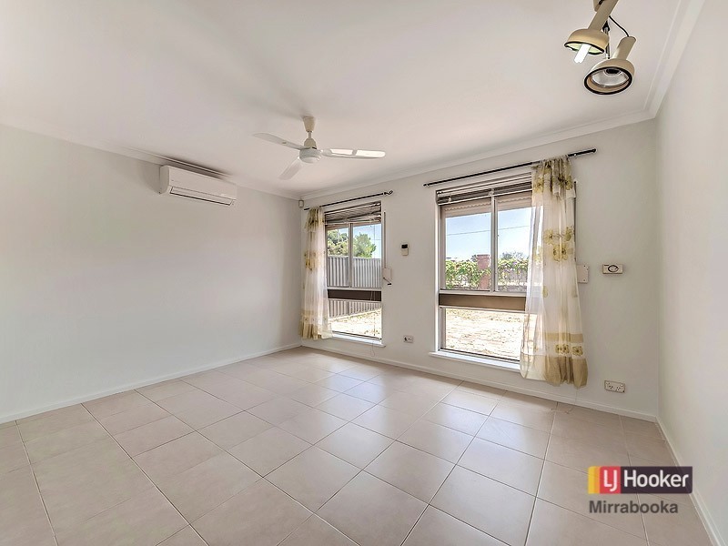 98 Marangaroo Dr, Girrawheen WA 6064