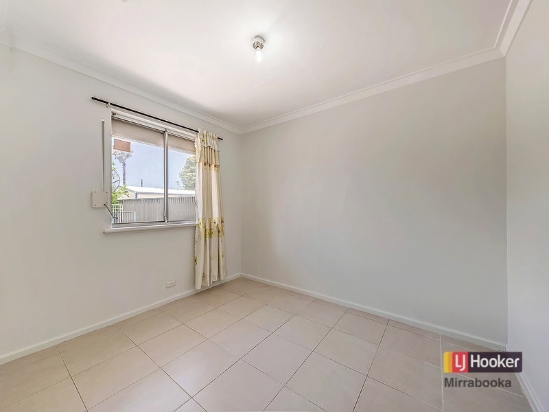 98 Marangaroo Dr, Girrawheen WA 6064