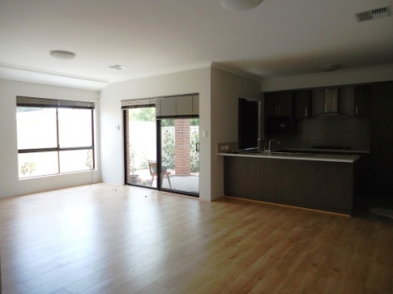 4A Gibb Crescent, Westminster WA 6061