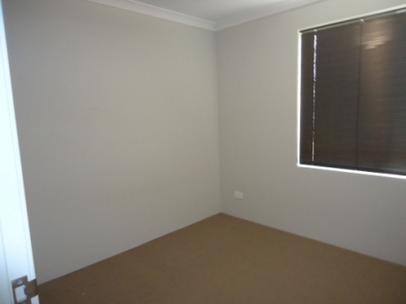 4A Gibb Crescent, Westminster WA 6061