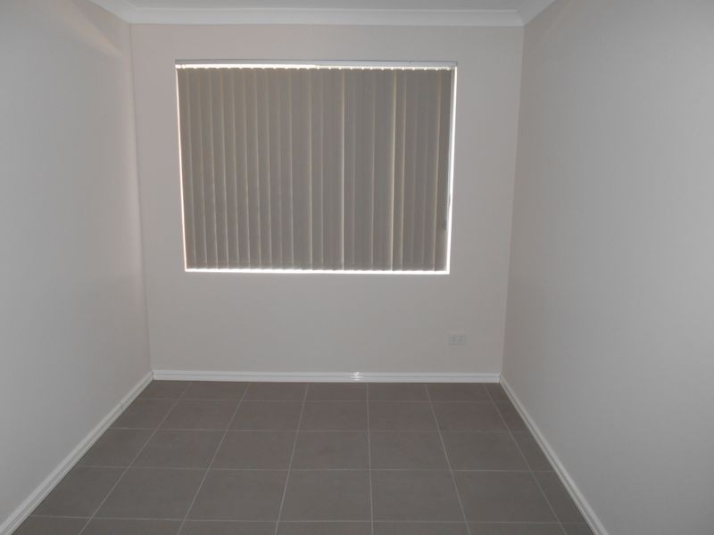 5 Limetta Grove, Landsdale WA 6065