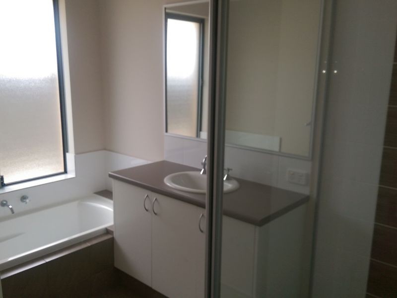 5 Limetta Grove, Landsdale WA 6065