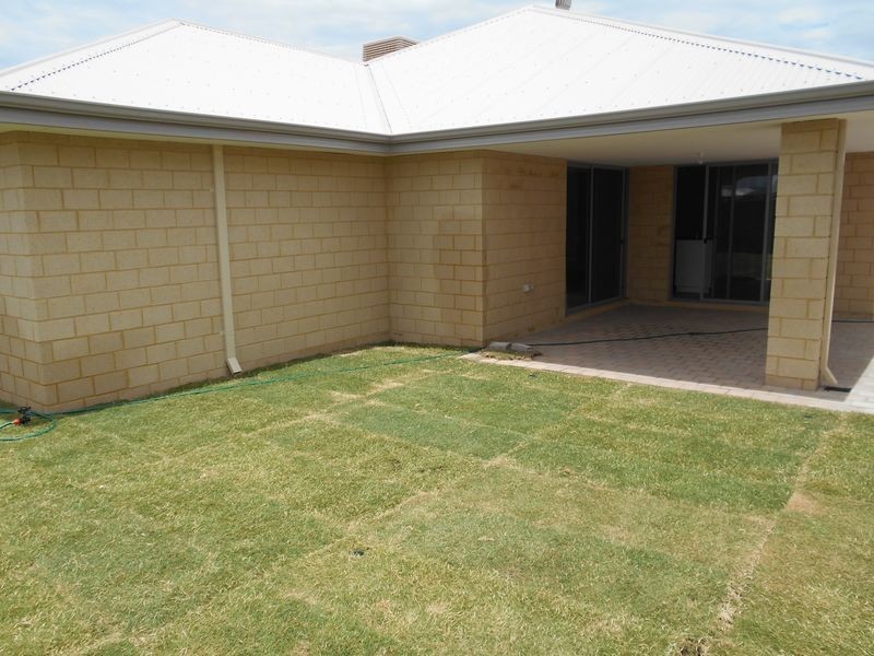 5 Limetta Grove, Landsdale WA 6065