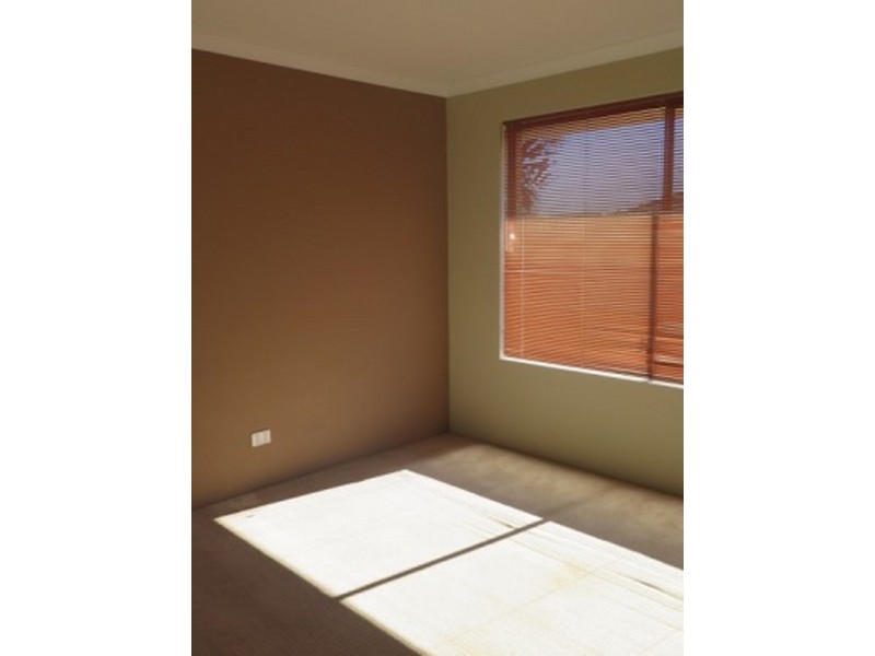 26 Trent Bridge Avenue, Madeley WA 6065