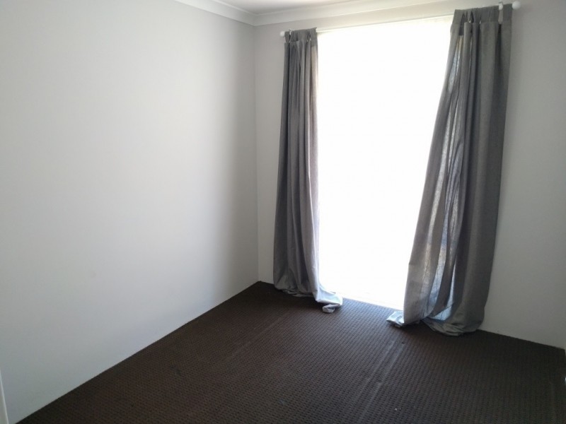 8 Hummingbird Gardens, Ballajura WA 6066