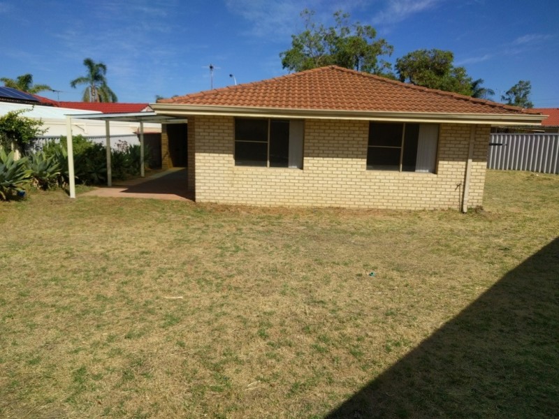 17B Sarre Place, Marangaroo WA 6064