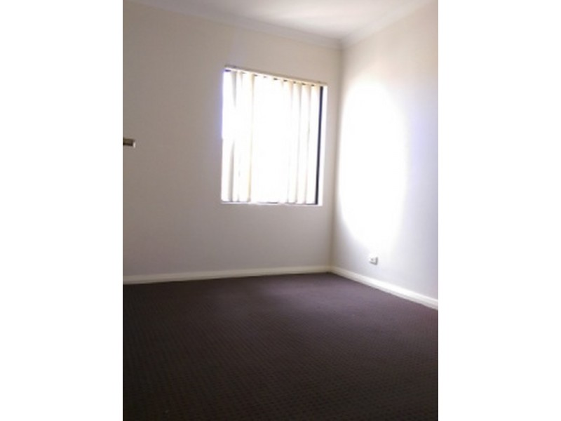 3B Findon Crescent, Westminster WA 6061