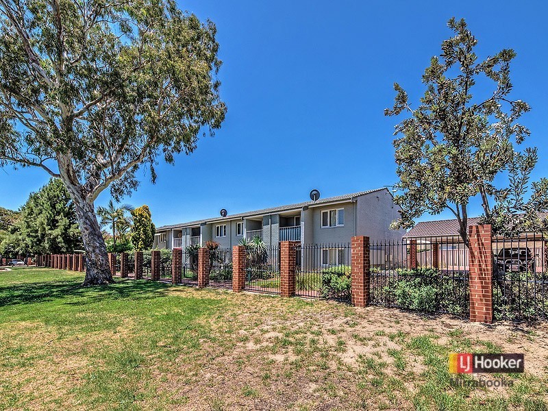 4/31 Markham Way, Balga WA 6061