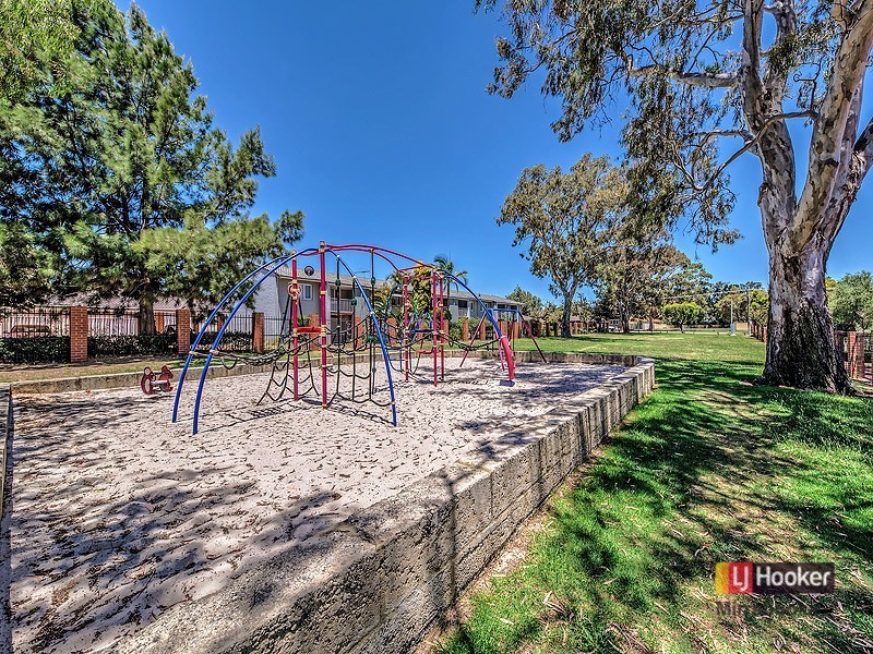 4/31 Markham Way, Balga WA 6061