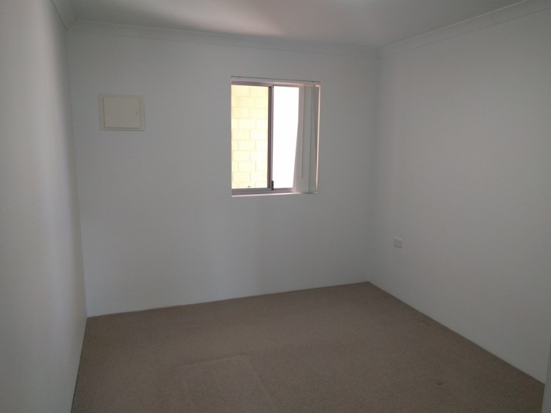 12/4 Ashbury Crescent, Mirrabooka WA 6061