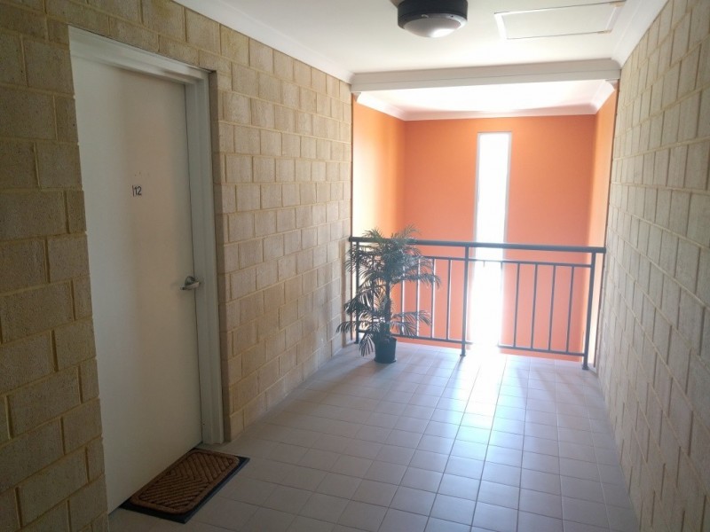 12/4 Ashbury Crescent, Mirrabooka WA 6061