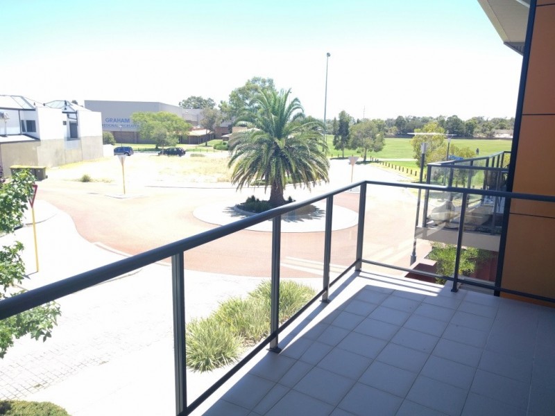 12/4 Ashbury Crescent, Mirrabooka WA 6061