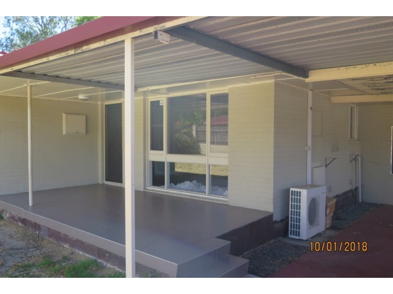 35 Girrawheen Avenue, Girrawheen WA 6064