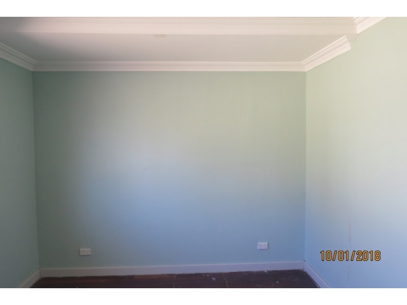 35 Girrawheen Avenue, Girrawheen WA 6064