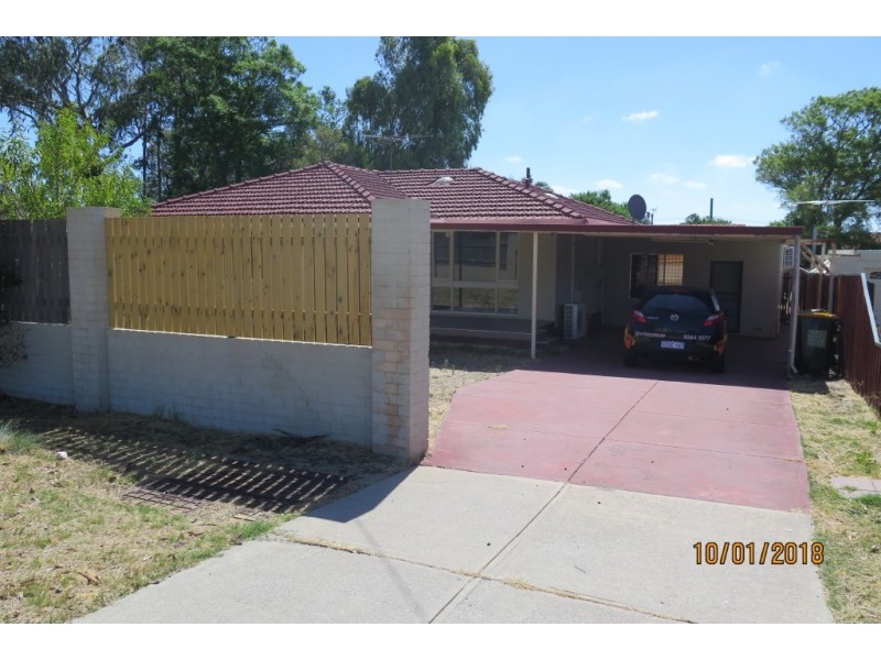 35 Girrawheen Avenue, Girrawheen WA 6064