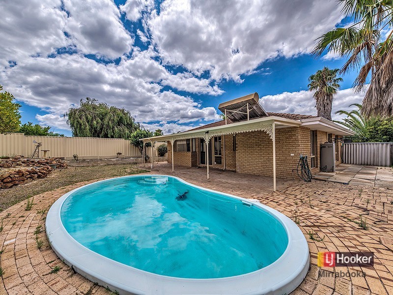2 Pagoda Gardens, Mirrabooka WA 6061