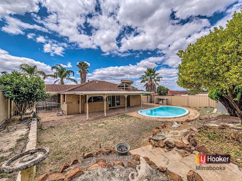 2 Pagoda Gardens, Mirrabooka WA 6061