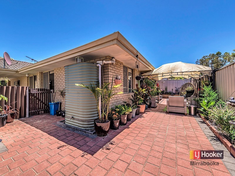 8/104 Waddington Cr, Koondoola WA 6064