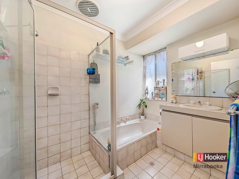 8/104 Waddington Cr, Koondoola WA 6064