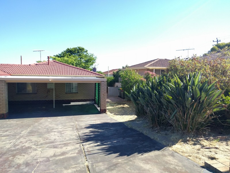 4A Dallington Cr, Balga WA 6061