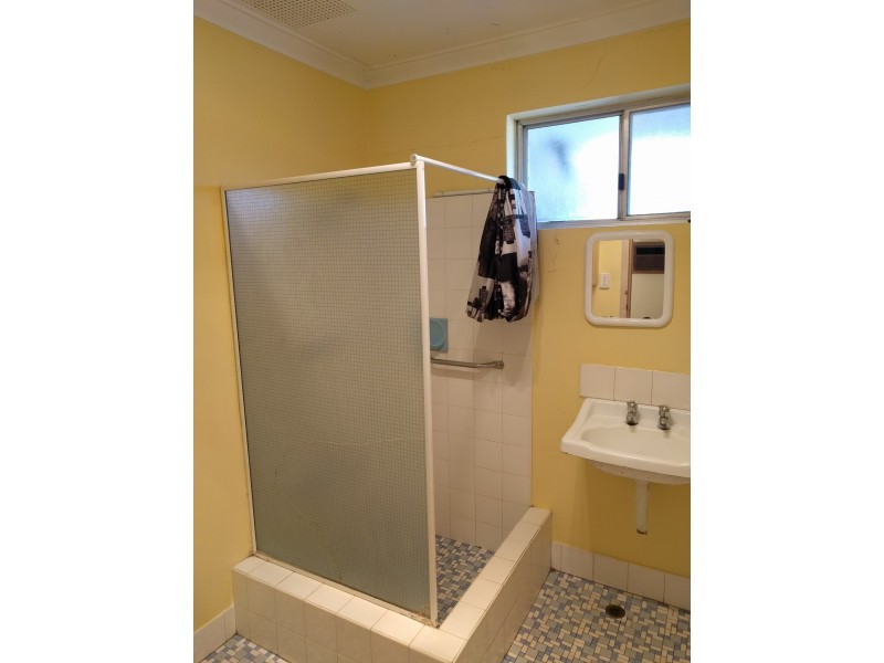 4A Dallington Cr, Balga WA 6061