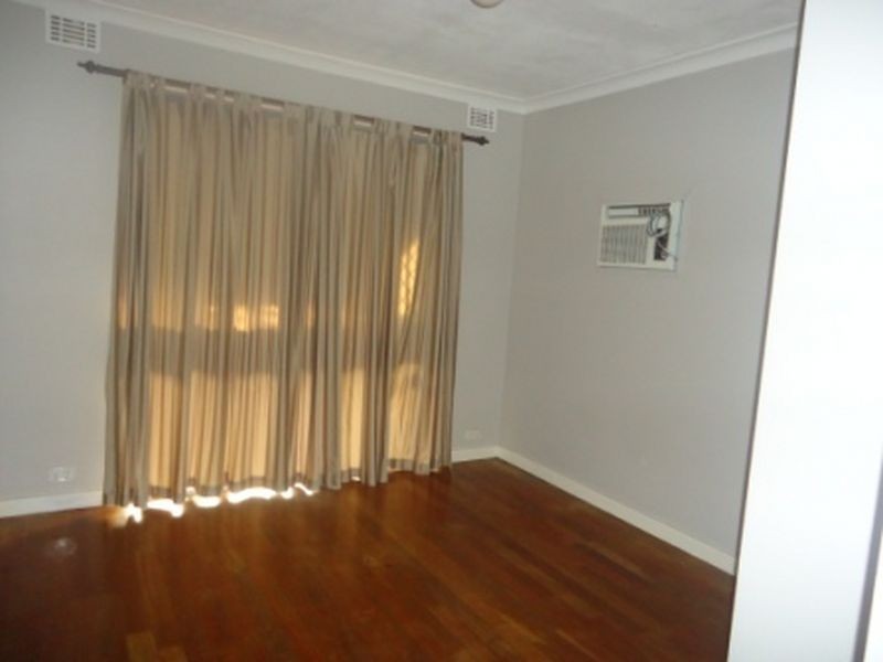 10 Brinckley Crescent, Koondoola WA 6064