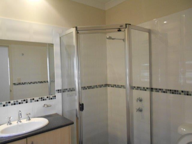 3b Findon Crescent, Westminster WA 6061