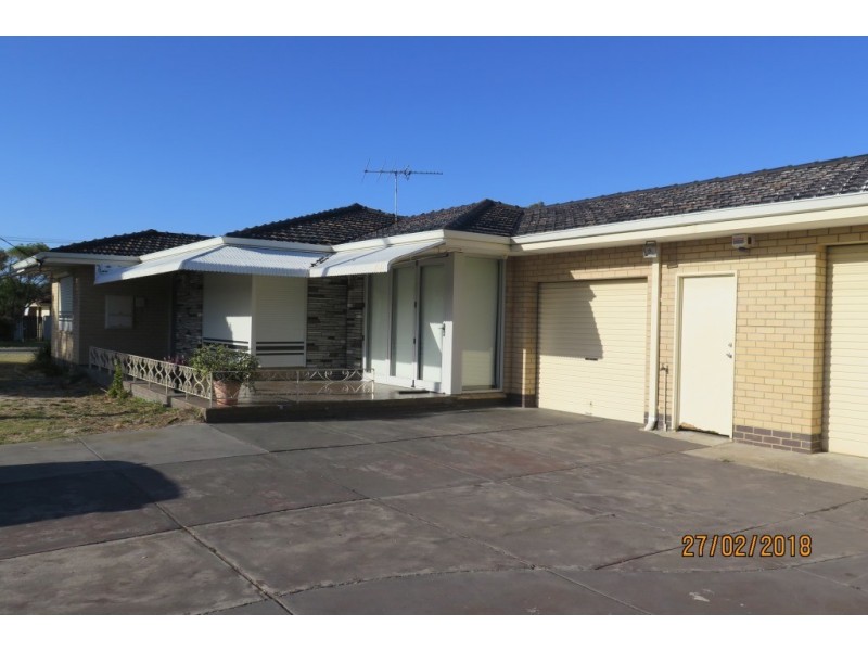 11 Hepburn Way, Balga WA 6061