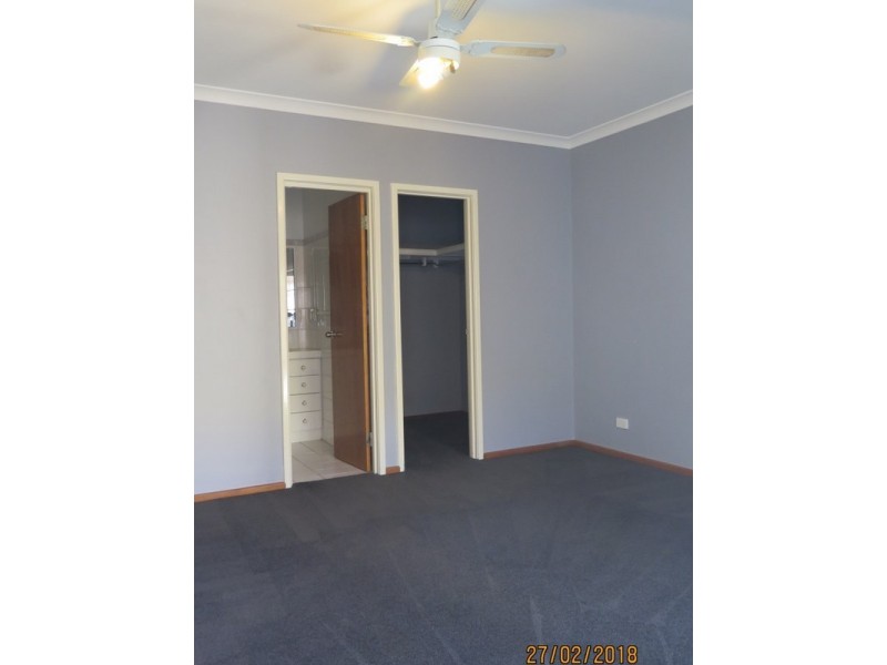 11 Hepburn Way, Balga WA 6061