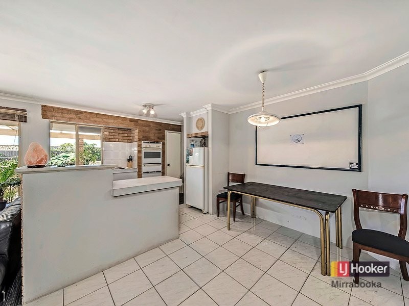41 Augustus Way, Marangaroo WA 6064
