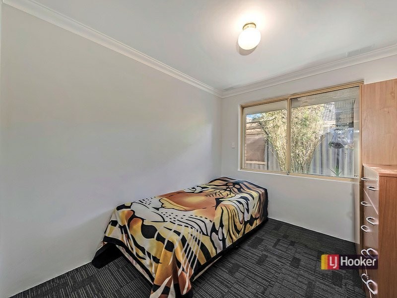 41 Augustus Way, Marangaroo WA 6064