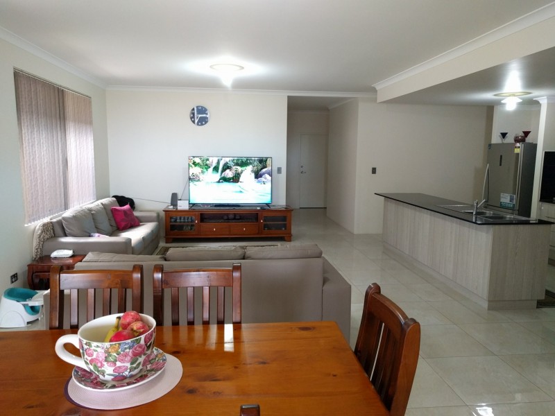 2 Limetta Grove, Landsdale WA 6065