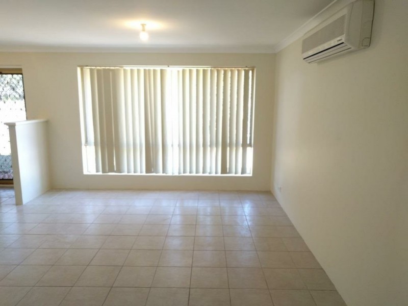 11 Crabtree Street, Alexander Heights WA 6064