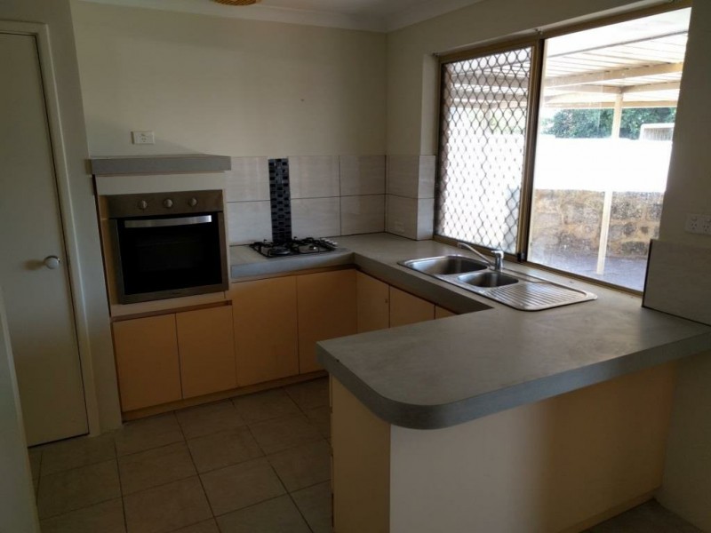 11 Crabtree Street, Alexander Heights WA 6064