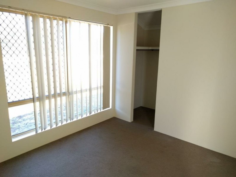 11 Crabtree Street, Alexander Heights WA 6064