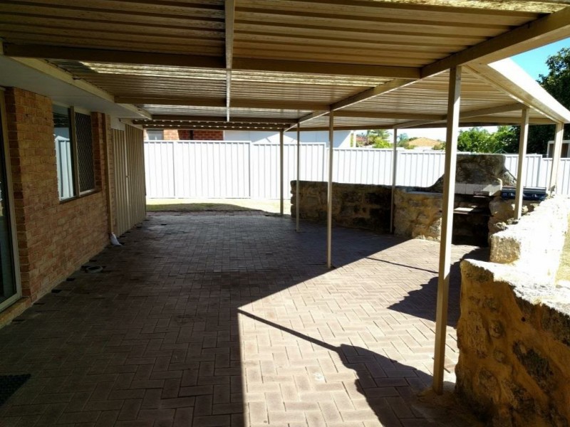 11 Crabtree Street, Alexander Heights WA 6064