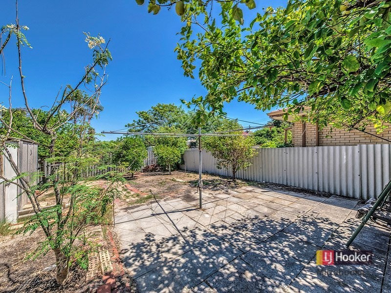 4B Dallington Cr, Balga WA 6061