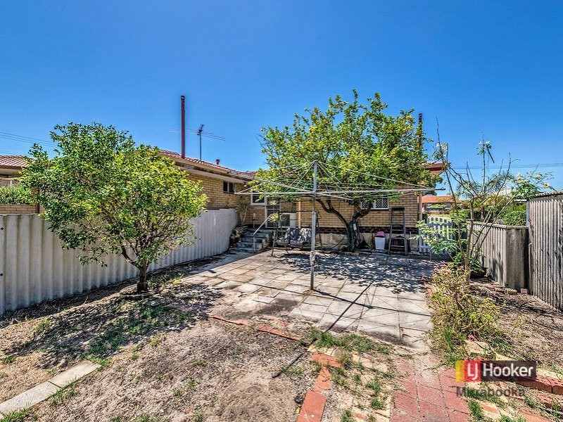 4B Dallington Cr, Balga WA 6061