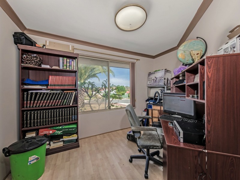 5 Etna Rise, Alexander Heights WA 6064