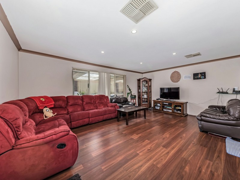 5 Etna Rise, Alexander Heights WA 6064