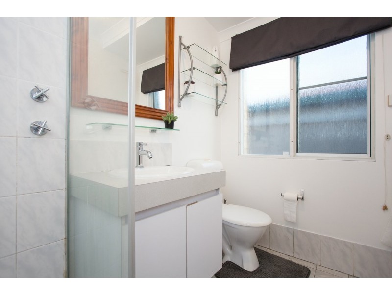 10 Benia Rise, Alexander Heights WA 6064